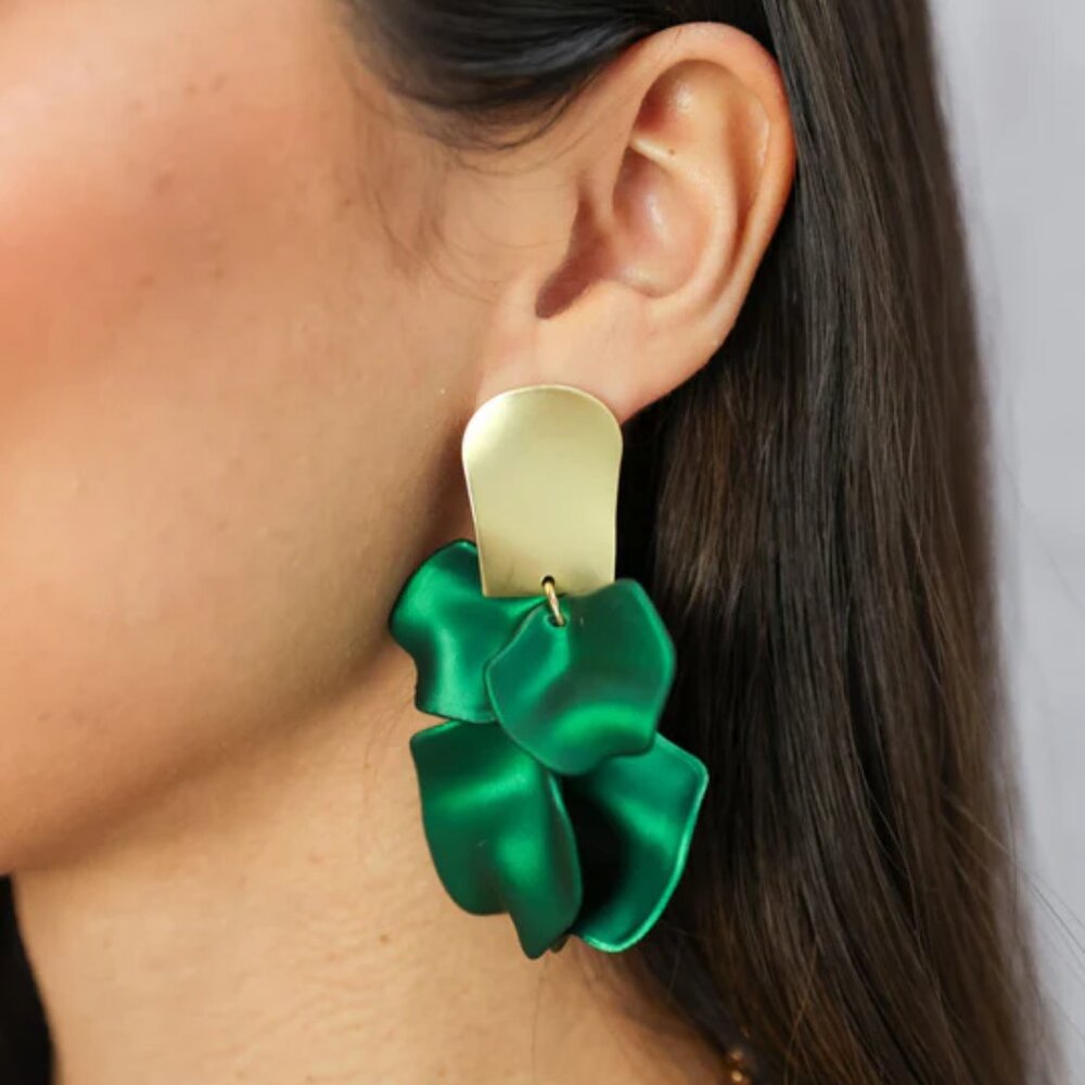 Large Green & Gold Flower Petal Statement Dangle Earrings (NEW & BEAUTIFUL!)